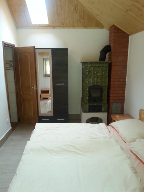 Lugas Vendégház Felsőtold Exterior foto