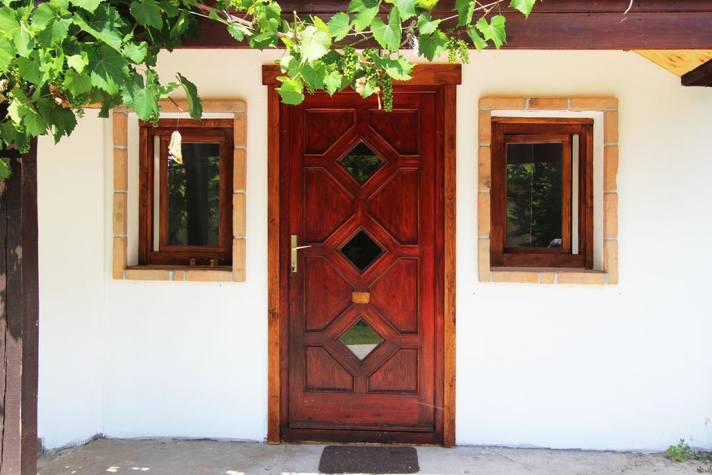 Lugas Vendégház Felsőtold Exterior foto