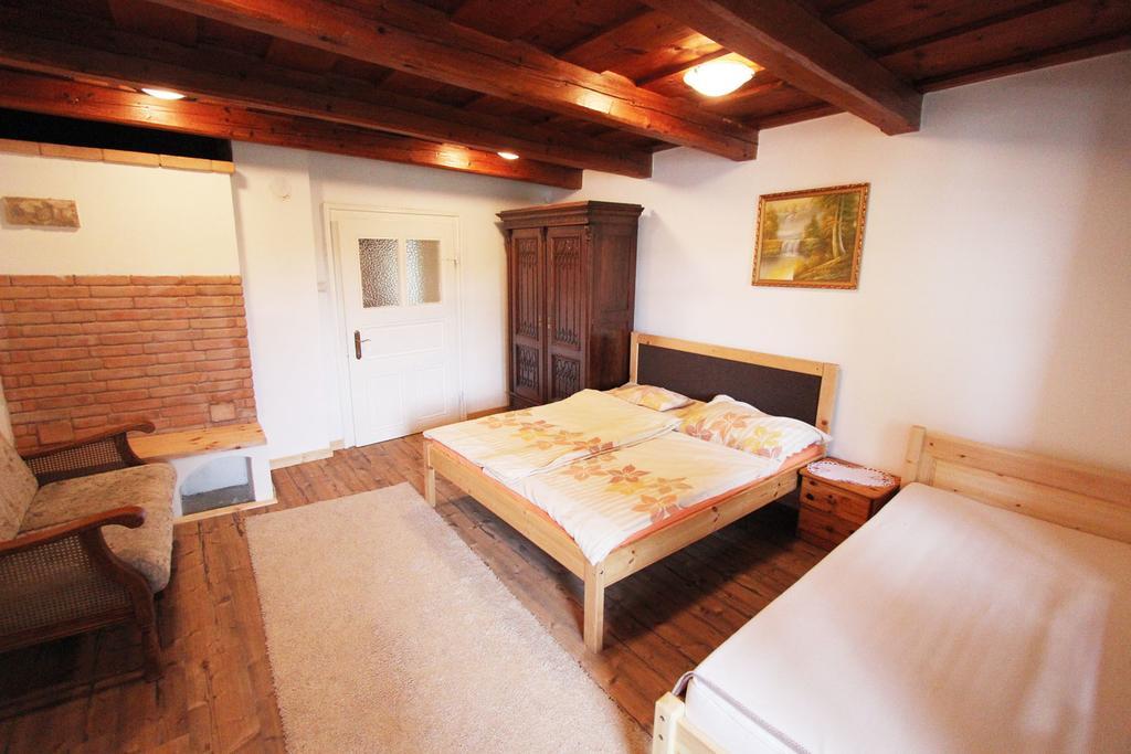 Lugas Vendégház Felsőtold Exterior foto